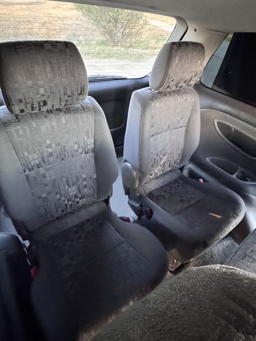 Разборка Toyota Previa / Estima || поколение 2,0 D-4D 00-05г. Рестайлинг