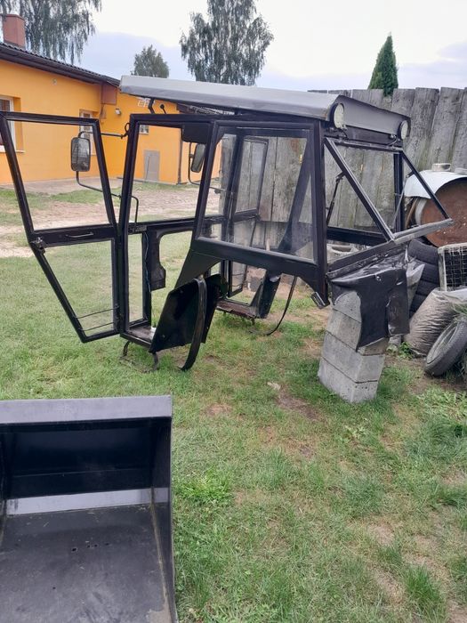 kabina Cześći do  Ciągnika kabina T 25 Ruskiego  c33M
