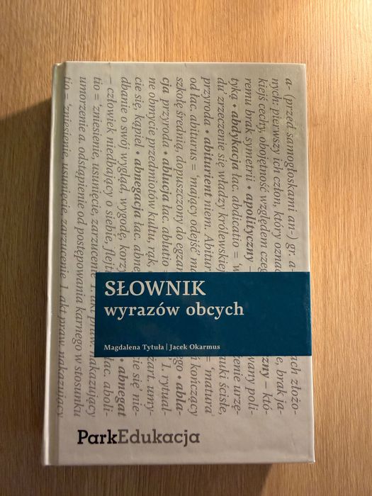 Książka: Słownik wyrazów obcych