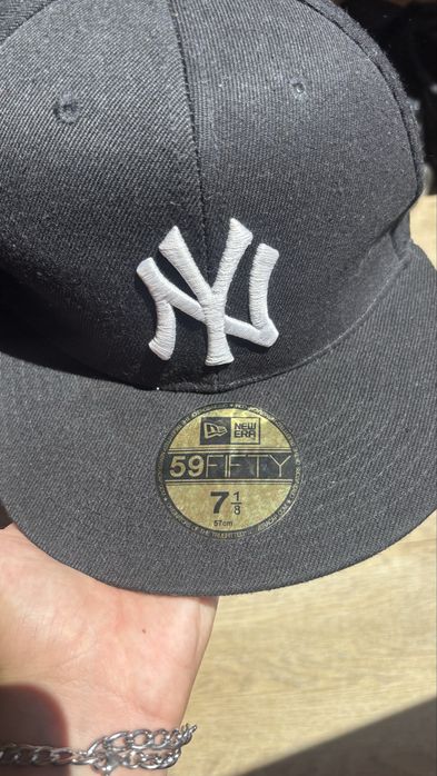 Chapeu New era  ( praticamente novo )