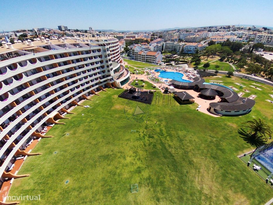 Apartamento com Dois Quartos em Unidade Hoteleira - Albufeira — Albufeira E Olhos De Água, Faro