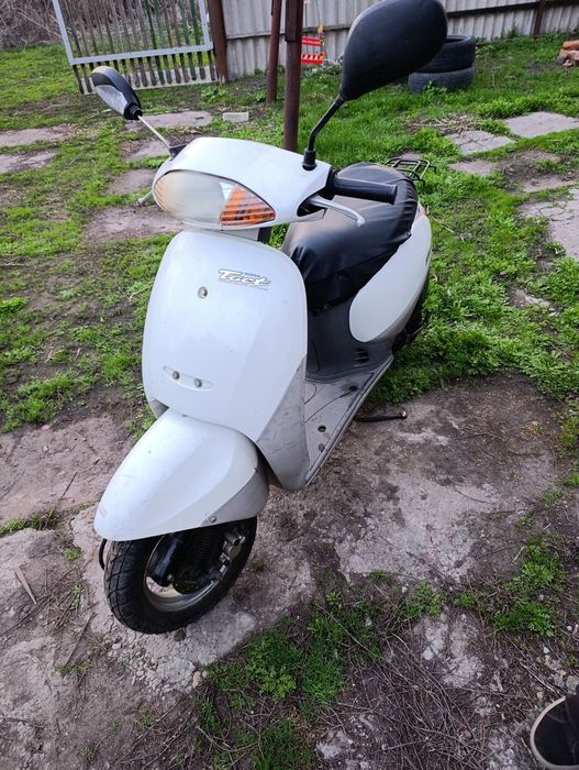 Продам скутер Хонда