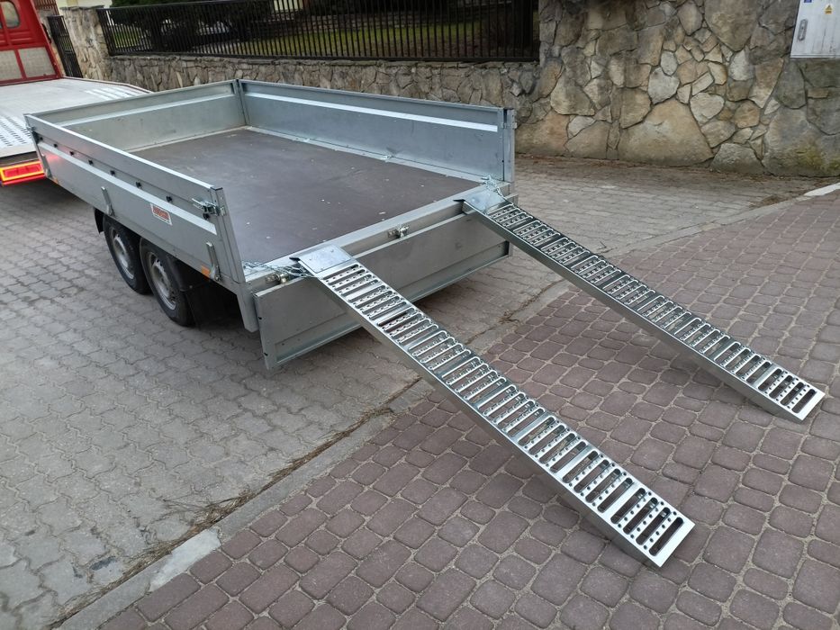 Wynajem wypożyczalnia przyczepa  platforma przyczepka quad najazdy