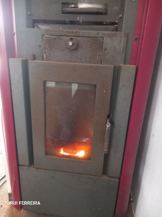 Salamandra a pellets