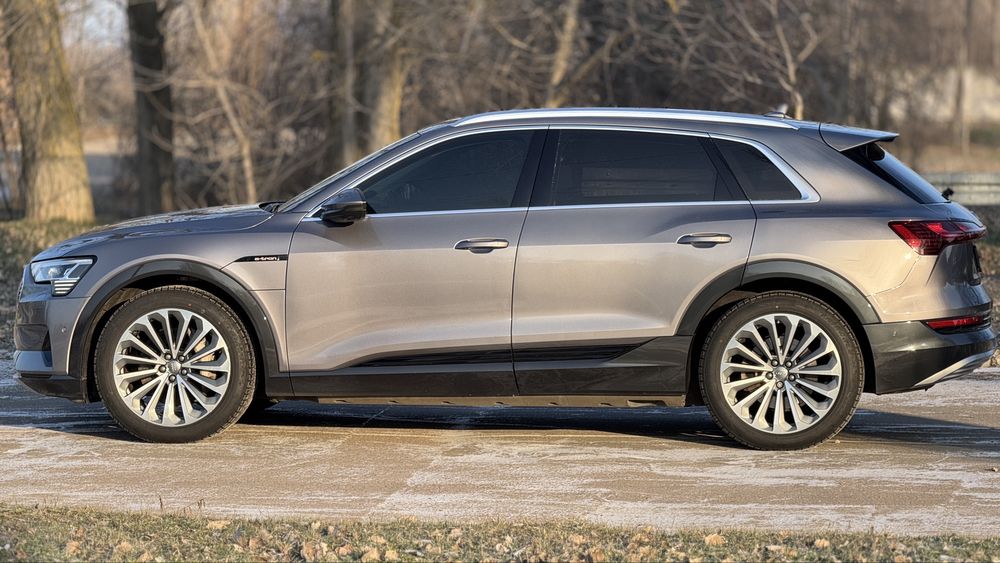 Audi Etron 55 2019 максимальна