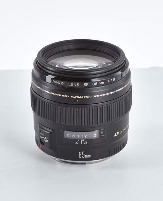 Canon 85 mm 1.8 EF