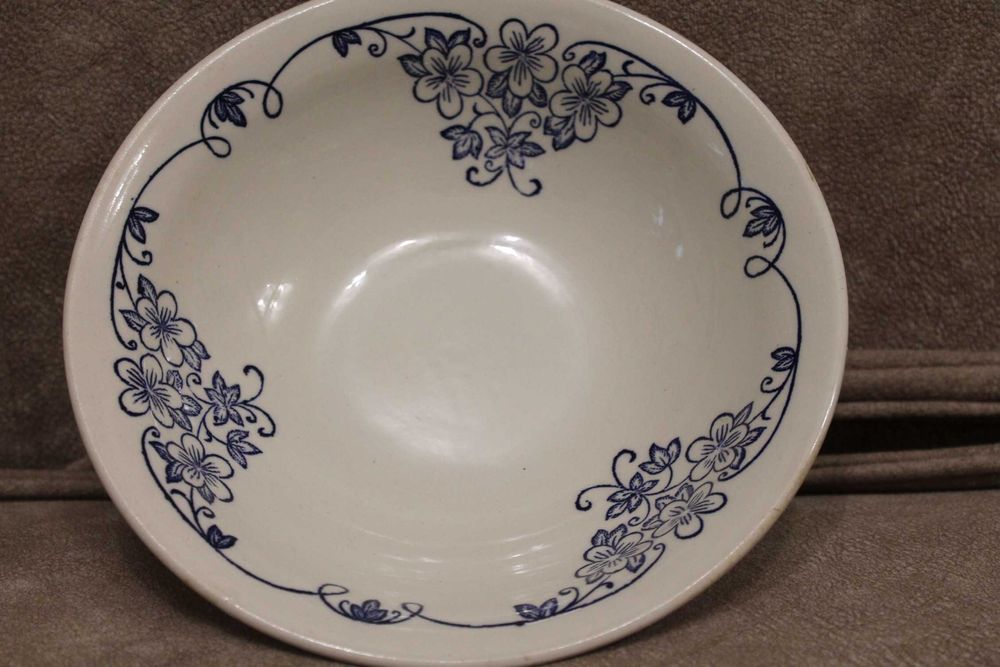 Тарелки суповые винтажные Буды синие цветы 2 шт