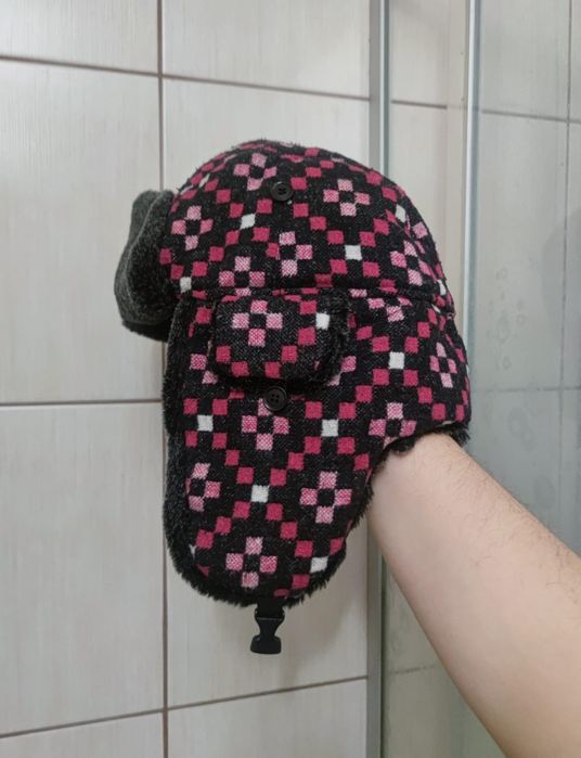 czapka uszatka traperka zimowa damska dziecięca wzór geometryczny romb