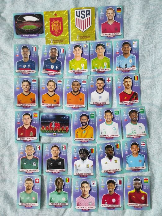 Лот наліпок Panini FIFA World Cup Qatar 2022 (29 штук)