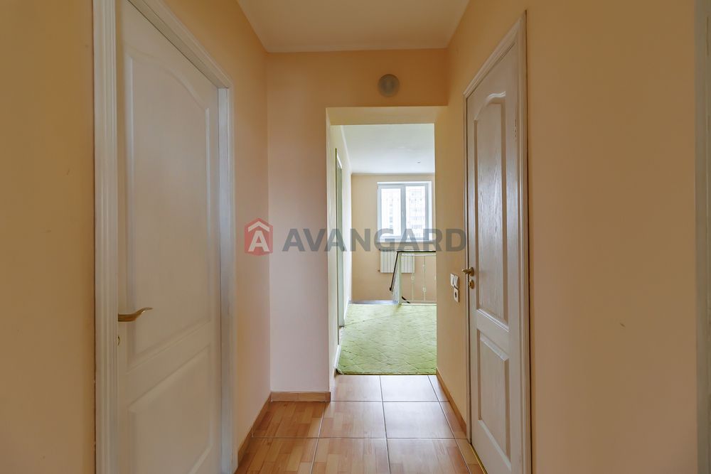Продається квартира 121,8 кв.м Буча, Ірпінь, своє паркомісце