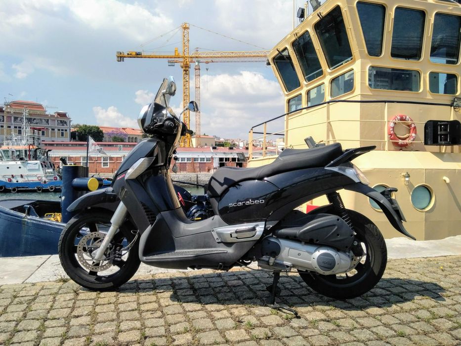 Aprilia Scarabeo 300 S - versão Nero
