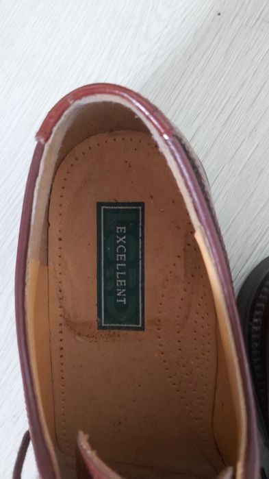 Eleganckie buty z Holandii skóra naturalna Exellent 43