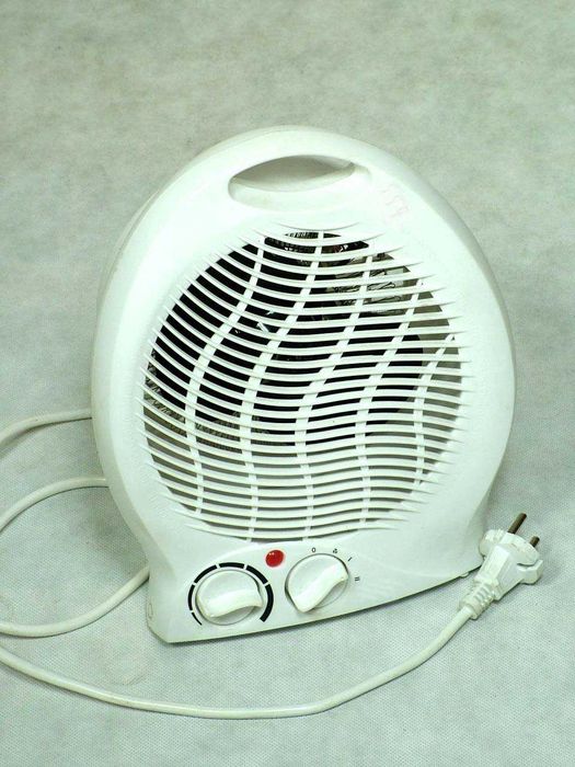 Grzejnik elektryczny z nadmuchem