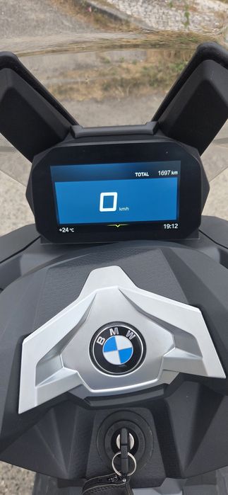 Bmw  c 400x 2024