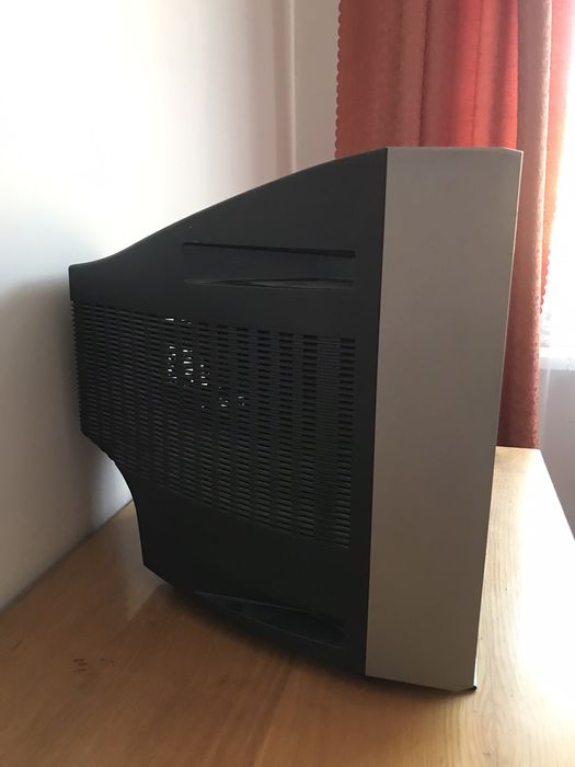 Телевізор sony з плоским екраном