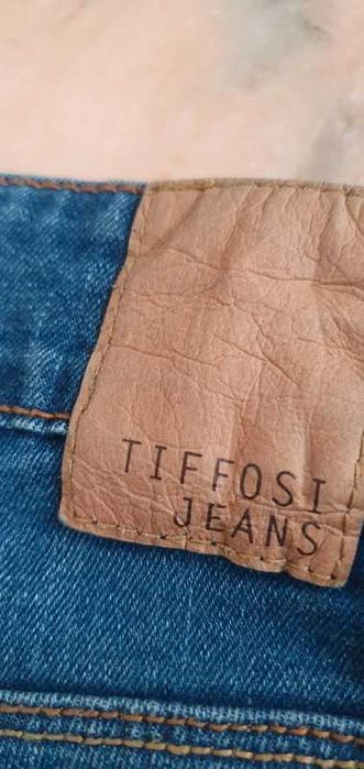 Calças ganga tiffosi cintura com.2 botões