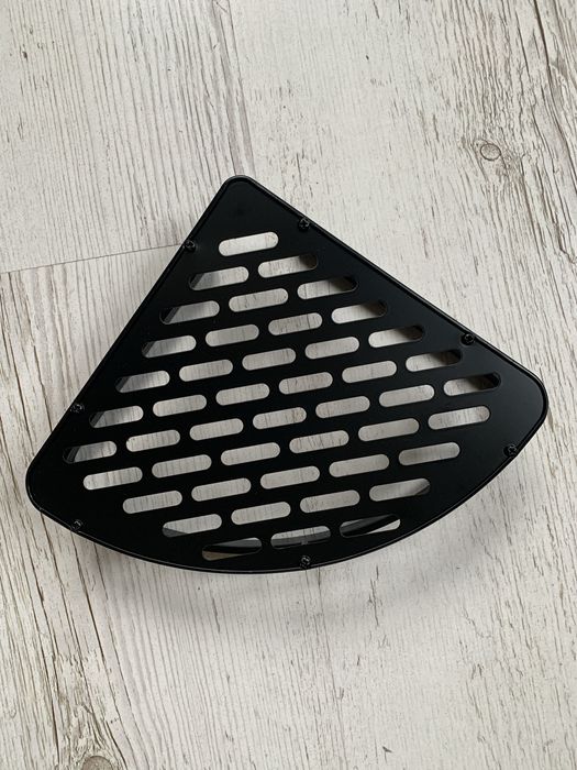 Кутова полиця у ванну