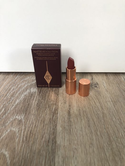Charlotte tilbury mini szminka