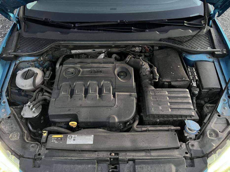 Автомобіль SEAT Leon 2015 року