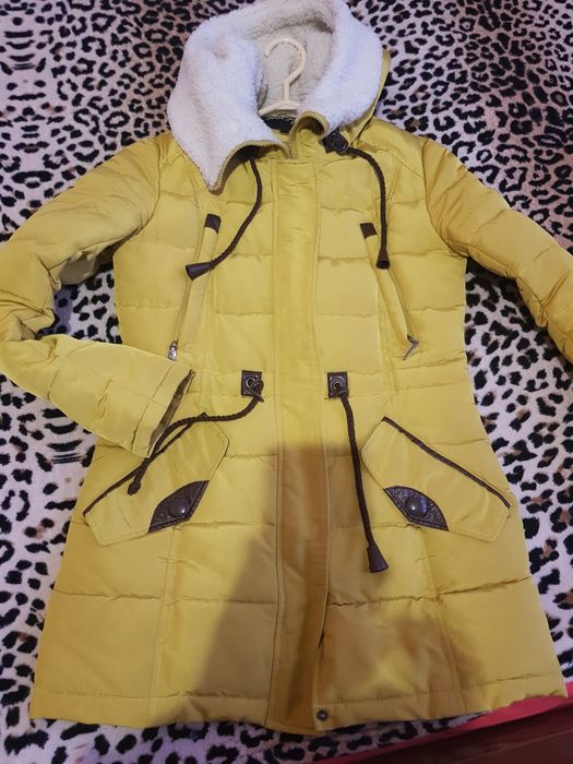 Куртка жіноча...