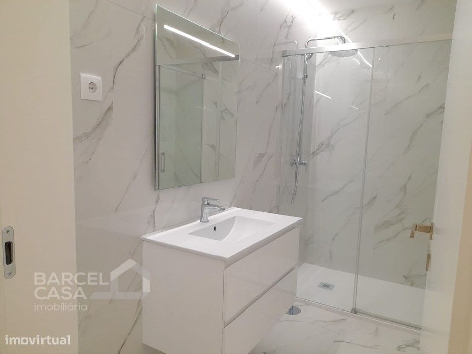 Apartamento T3 Novo, c/ garagem fechada em Airó - Barcelos