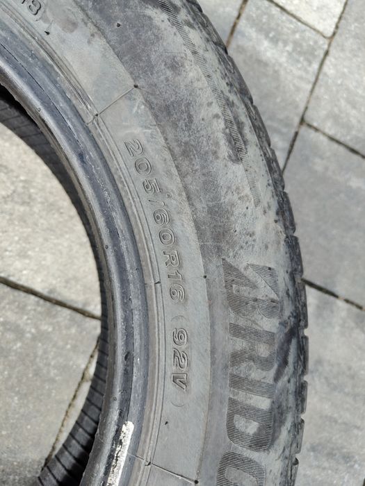 Komplet opon samochodowych [ 205/60 R16] – 4 sztuki / Tanie