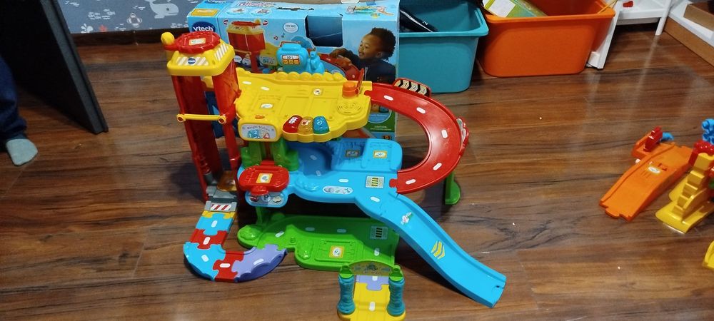 Tut tut autka garaż tor wyścigowy duży zestaw zamiana na LEGO