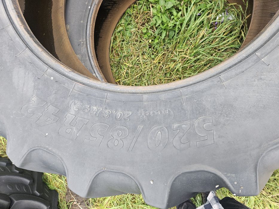 Opony 520/85 r42 (20.8 r42) BKT AGRI MAX