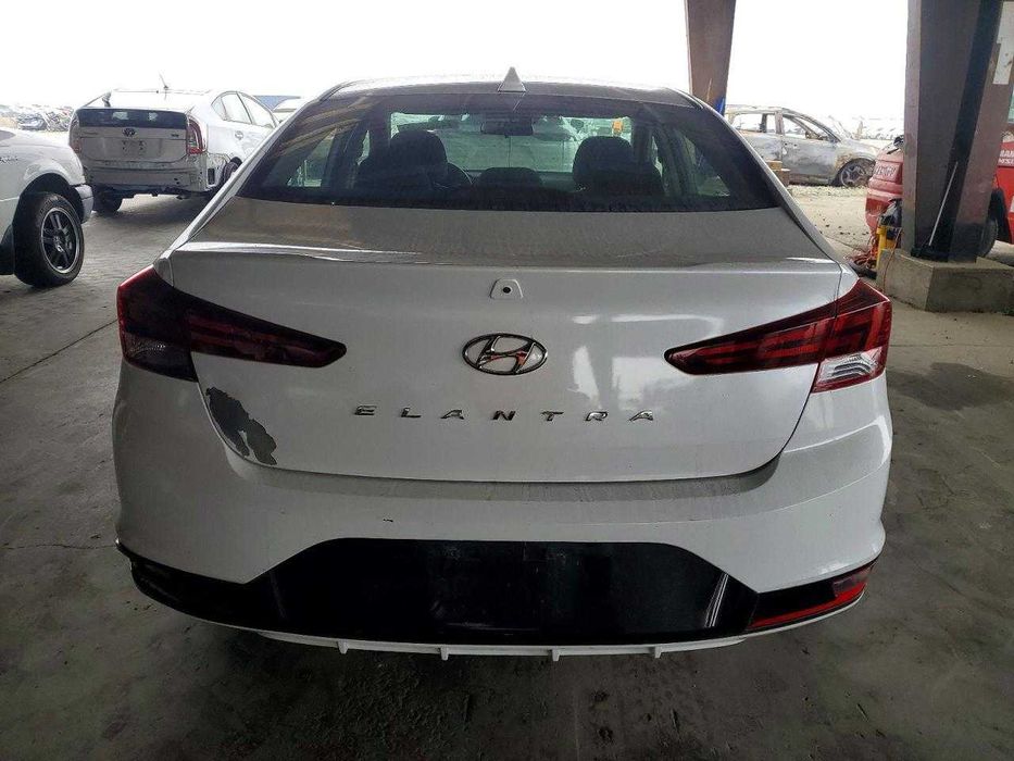 2019   HYUNDAI  Elanrta SEL