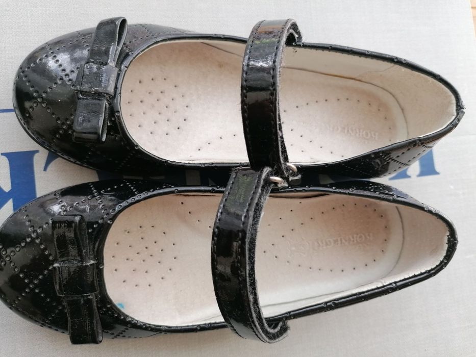Buty lakierki rozmiar 27