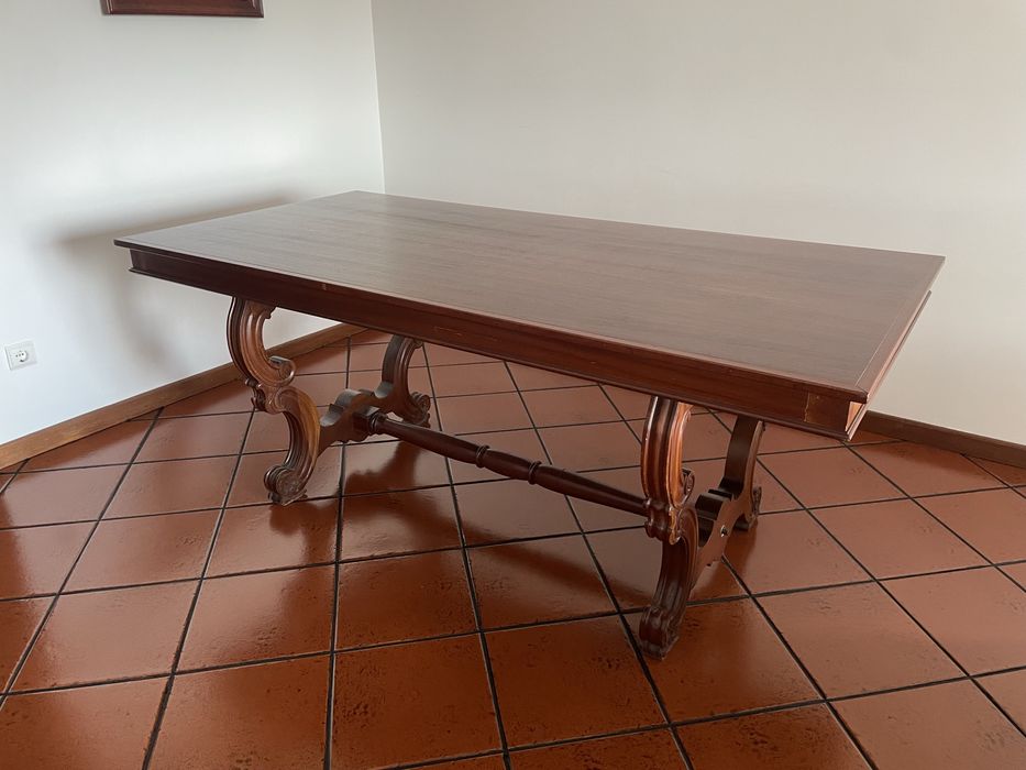 Mesa de sala de jantar