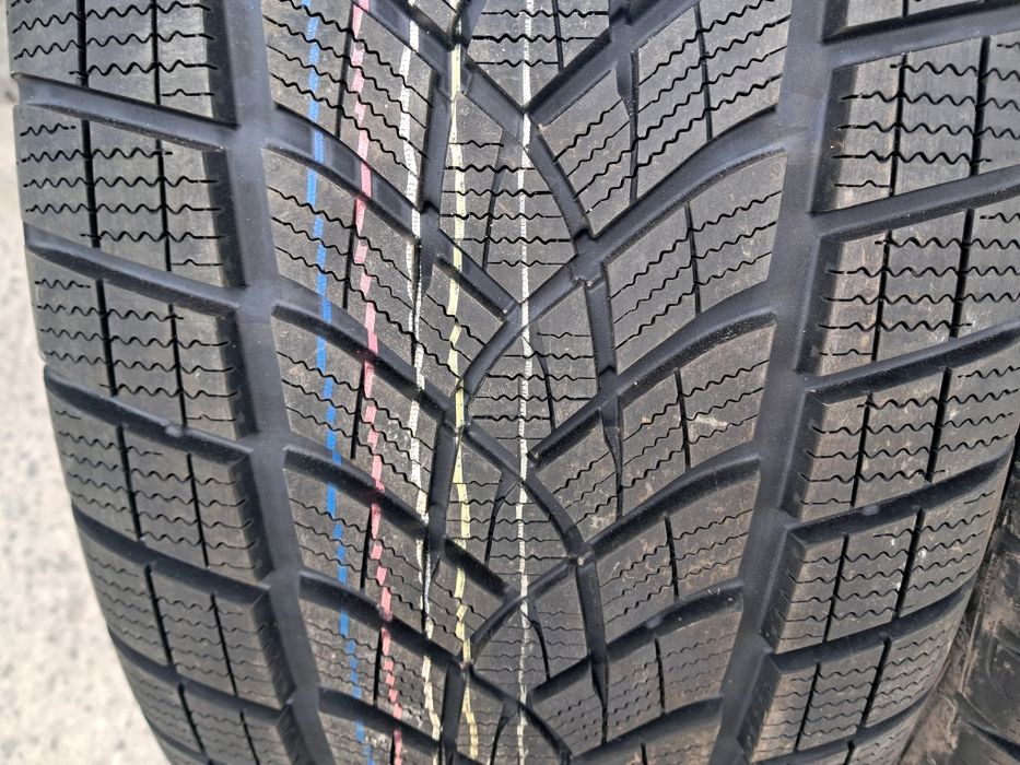 Резина зимова, НОВА, 255/50 R20 Good Year Ultra Grip Ice SUV GEN1