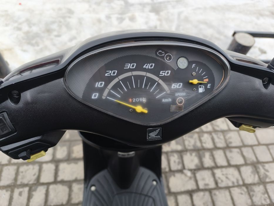 Honda Dio 68 з контейнера