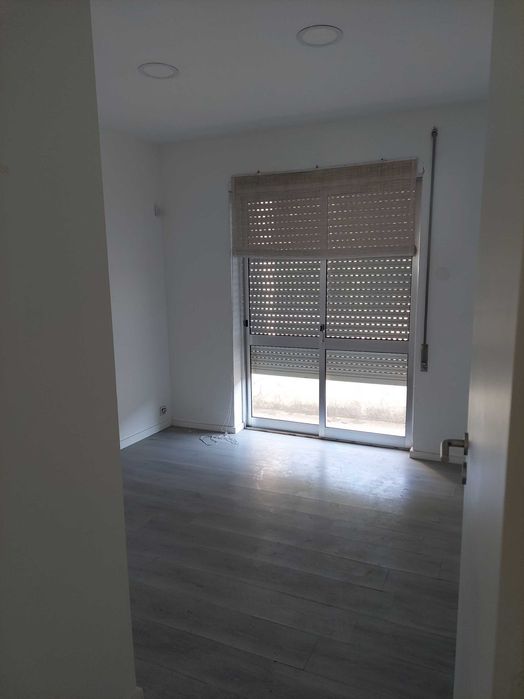 Espaço preparado para clinica em Rio Tinto