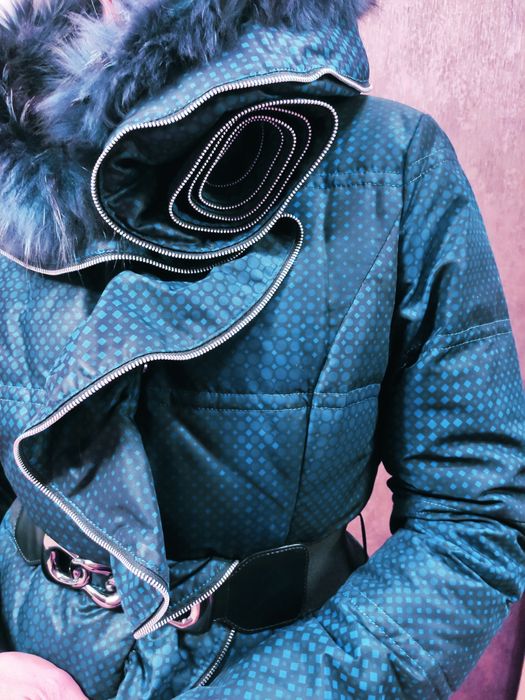 Пальто Италия. Пуховик женский. Деми пальто If blue

1900 грн.