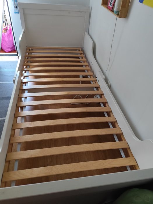 Cama evolutiva SUNDVIK c/ estrado