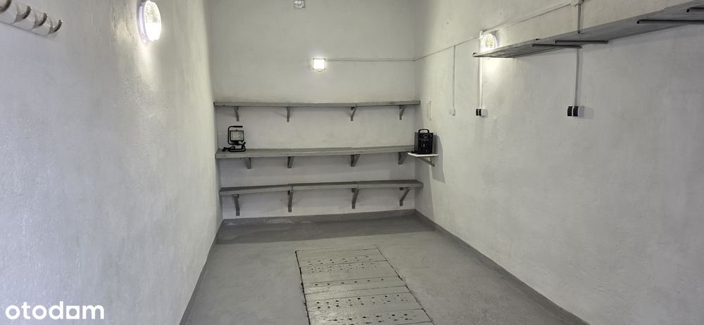 Garaż do wynajęcia duży z kanałem i prądem po remoncie 18 m². - Więcej