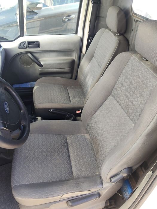 Ford Transit connect 230L 90cv, motor impecável