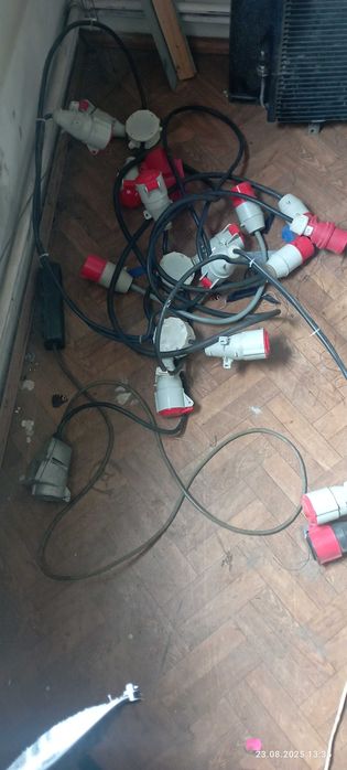 Wtyczki i gniazda siłowe