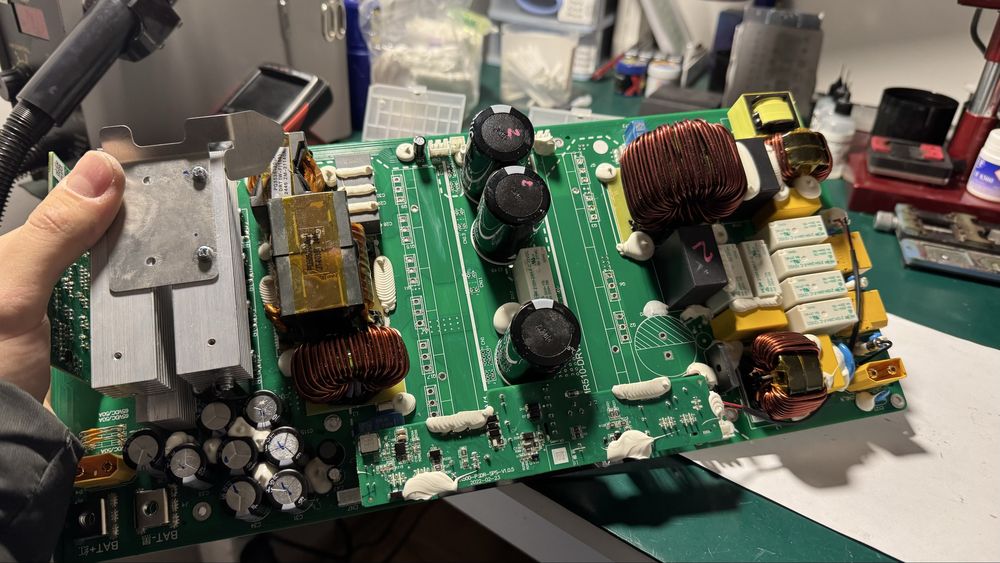 Ремонт зарядних станцій Bluetti, Ecoflow, Anker, Allpowers и других