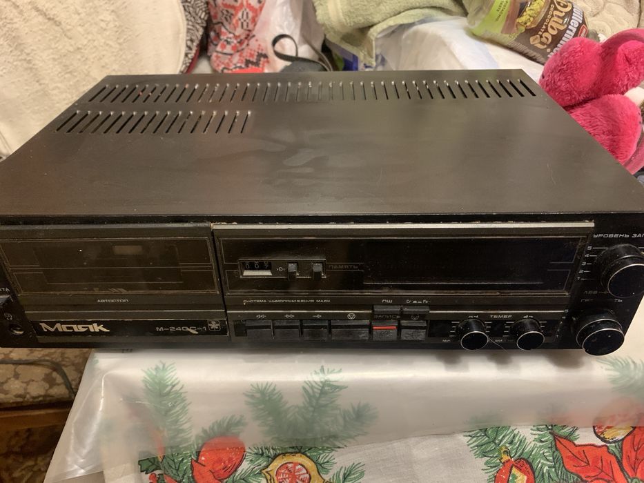 продам магнітофон та колонки МАЯК