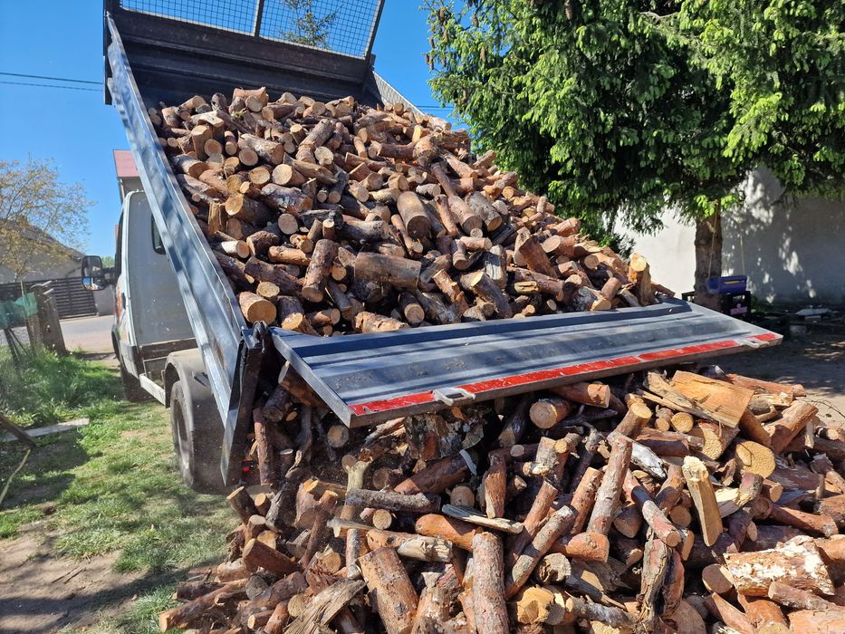 DREWNO Opałowe ,Kominkowe,  suche ,transport (buk ,sosna ,brzoza ,