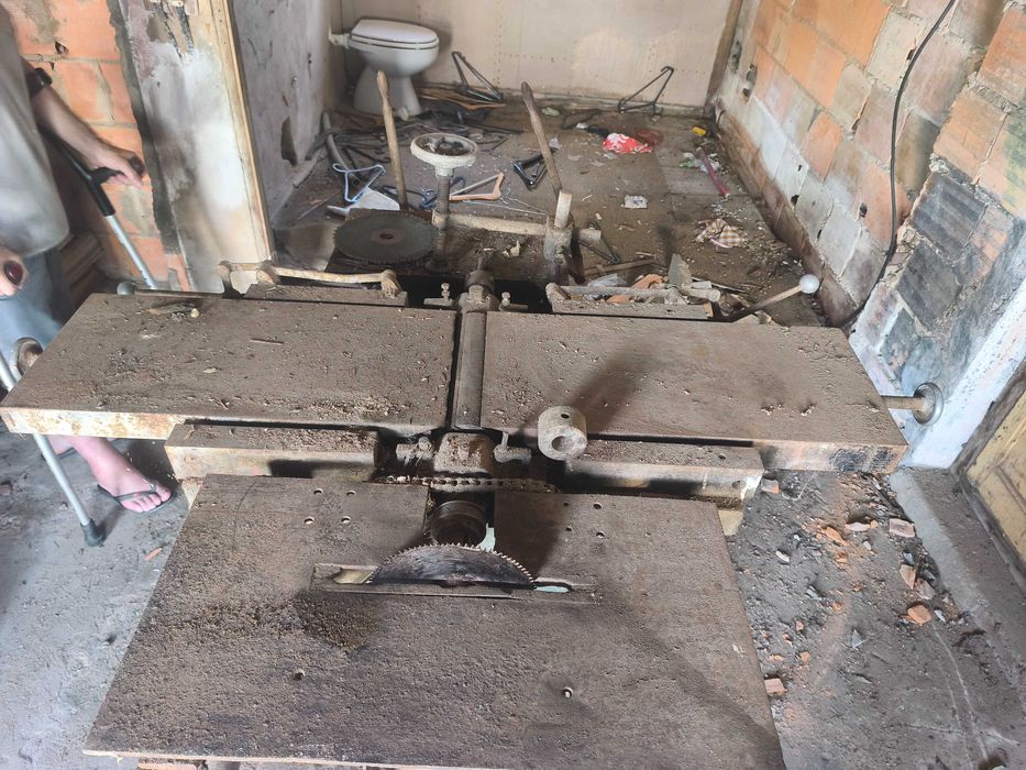 Máquina de corte e glopa