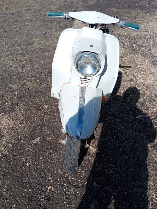 Продам мотороллер вятка