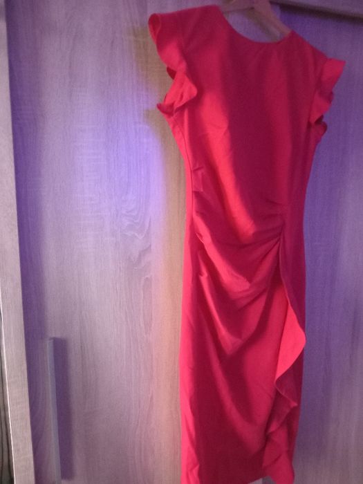 Czerwona sukienka