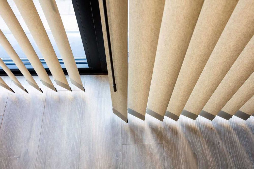 Żaluzje pionowe ecru