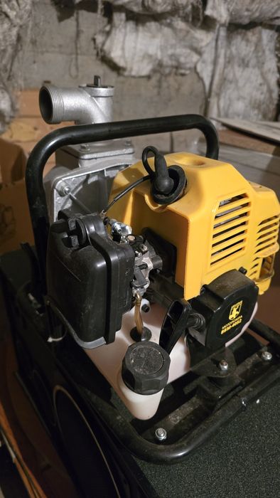 Мото помпа kentavr