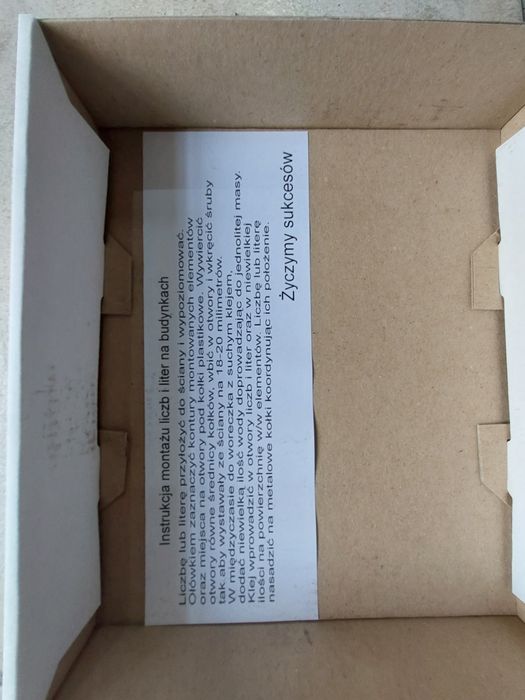 Cyfry i litery na dom