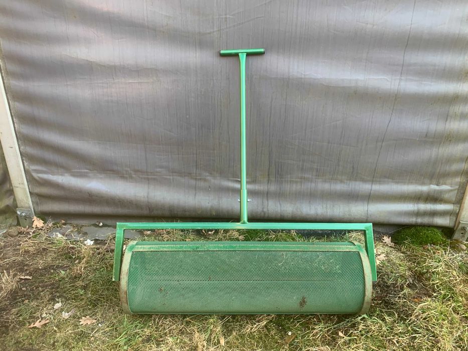 Wał ogrodowy do trawnika 100 cm – solidny używany jeden sezon
