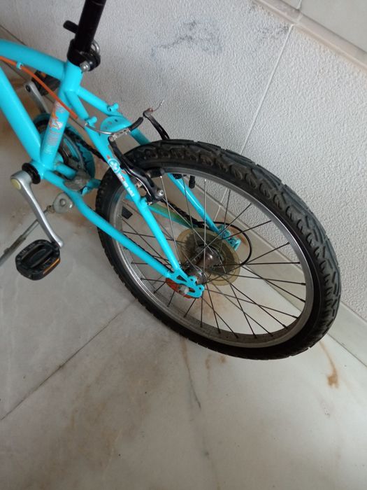 Bicicleta criança impecável